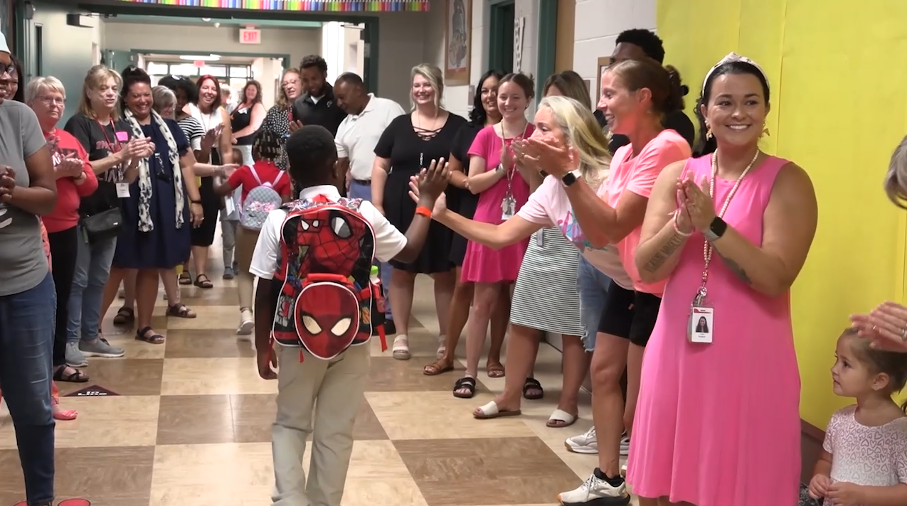 Community, leaders rally to support Lima students on first day